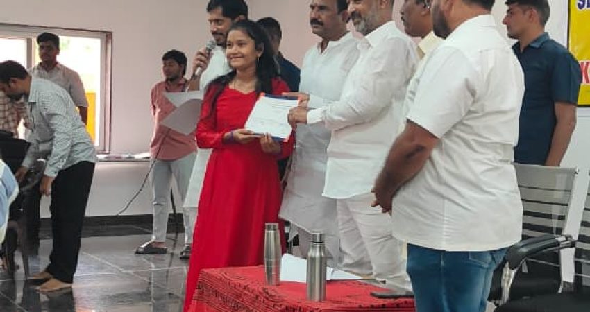 WhatsApp Image 2025-09-15 at 20.51.04 (1)