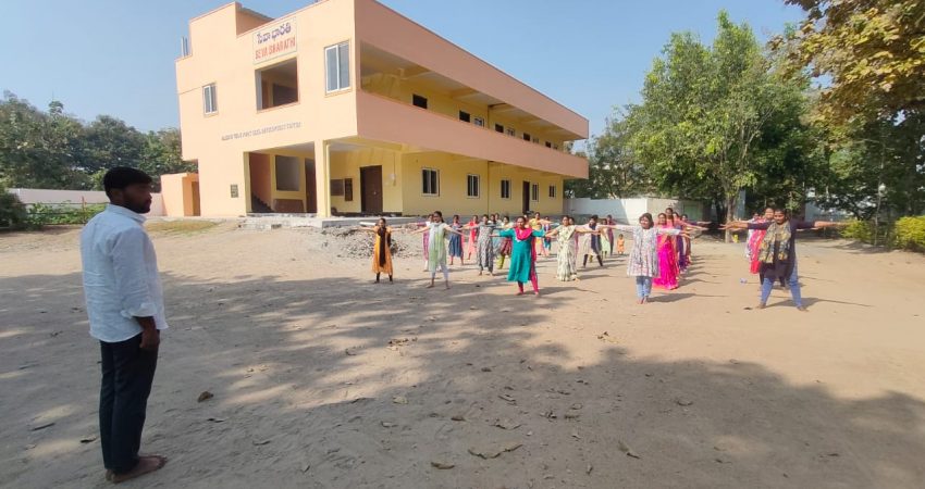 WhatsApp Image 2025-12-06 at 13.35.03